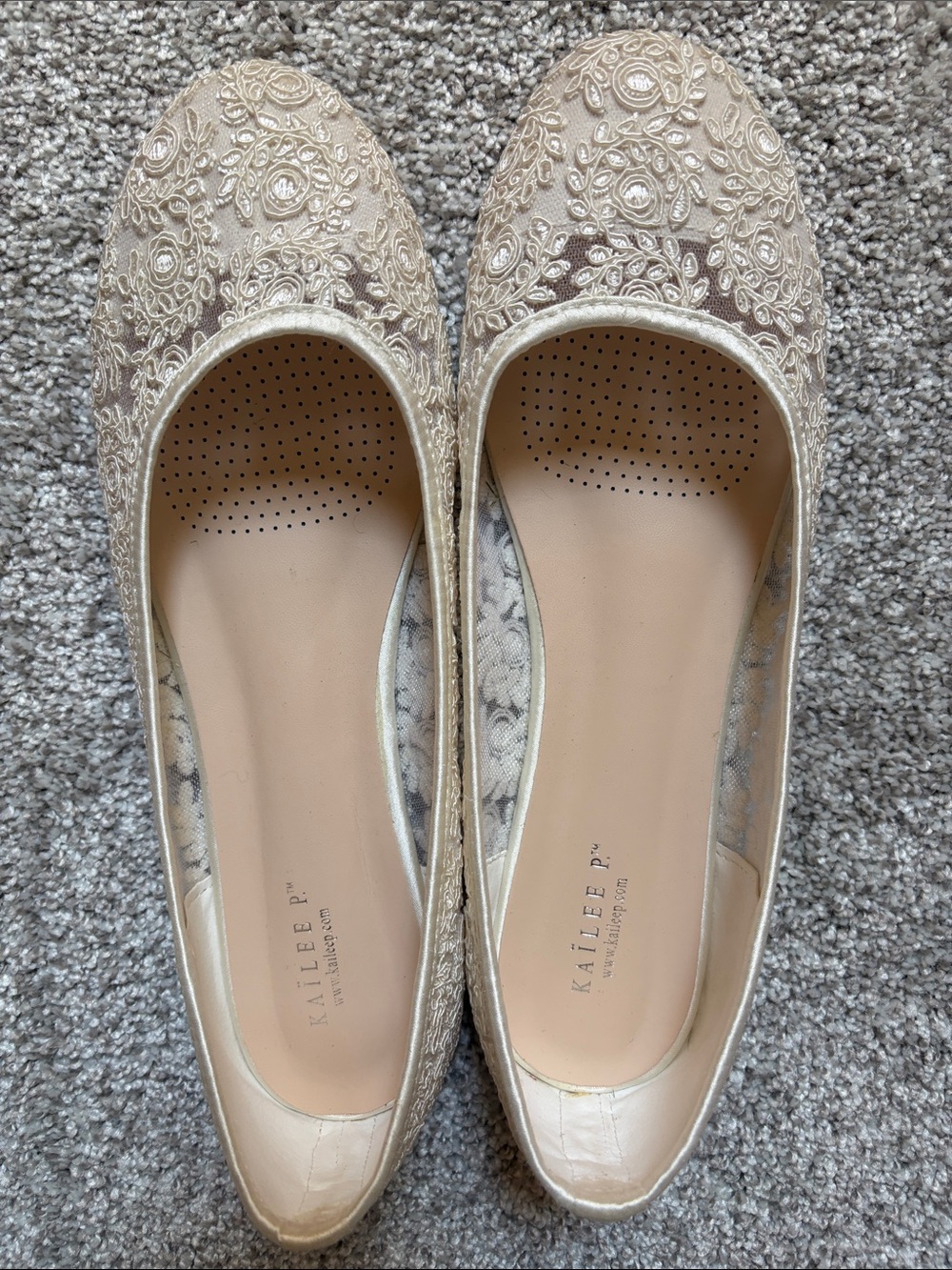 Kailee P baba Ivory crochet lace ballet flats size 11